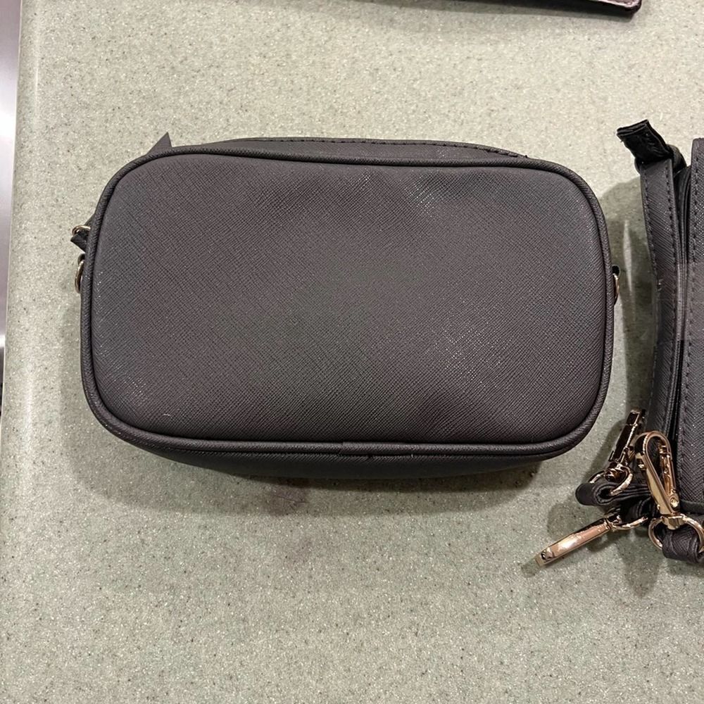 Disney X Pandora Gray small Crossbody Bag NWOT - Picture 3 of 4